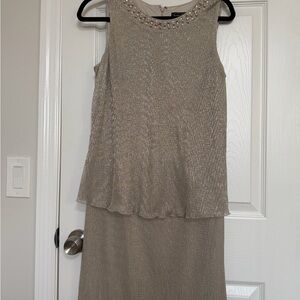 Jessica Howard Pearl Embellished Dress